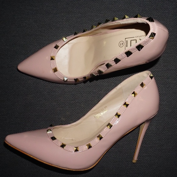 Studded Nude Pumps - Picture 3 of 4